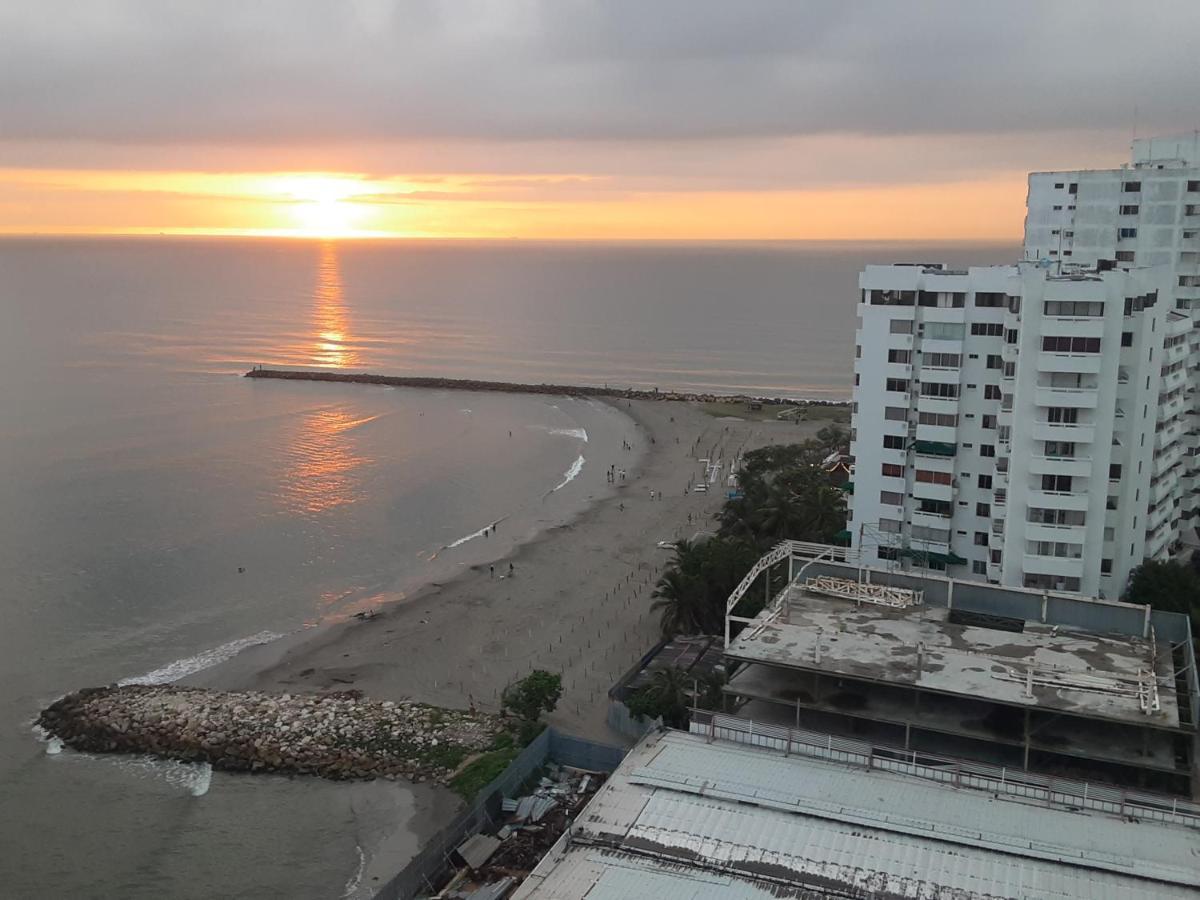 Oceanside 3-Bedroom Apartment In Fun Tourist Area Cartagena Bagian luar foto