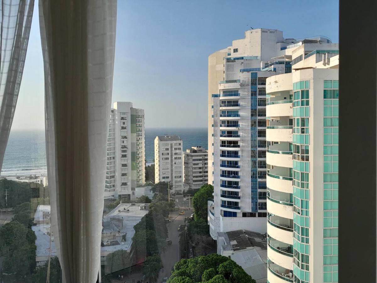 Oceanside 3-Bedroom Apartment In Fun Tourist Area Cartagena Bagian luar foto