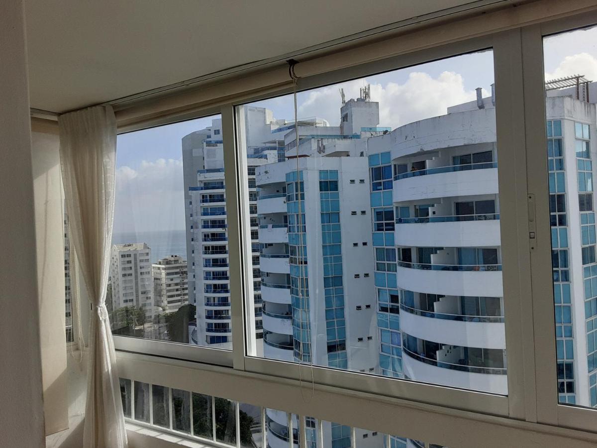 Oceanside 3-Bedroom Apartment In Fun Tourist Area Cartagena Bagian luar foto