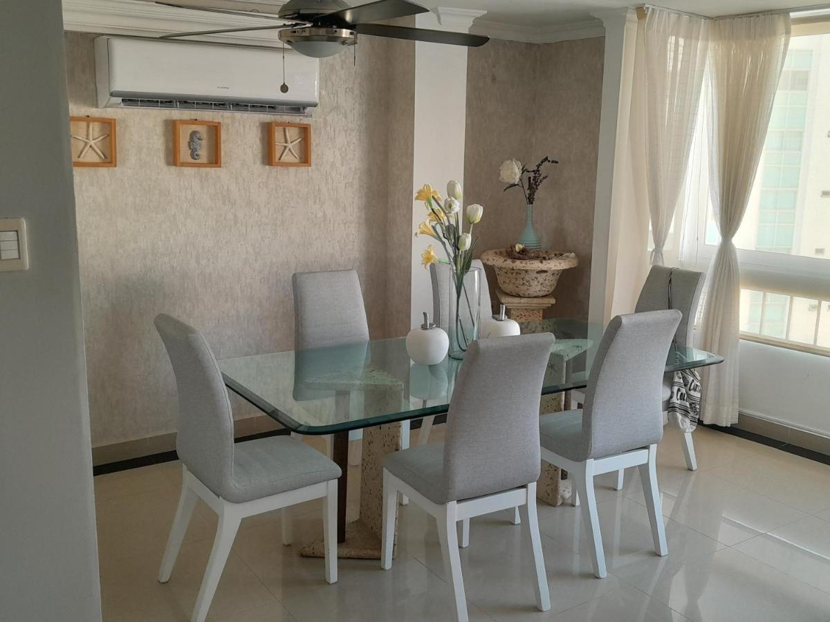 Oceanside 3-Bedroom Apartment In Fun Tourist Area Cartagena Bagian luar foto