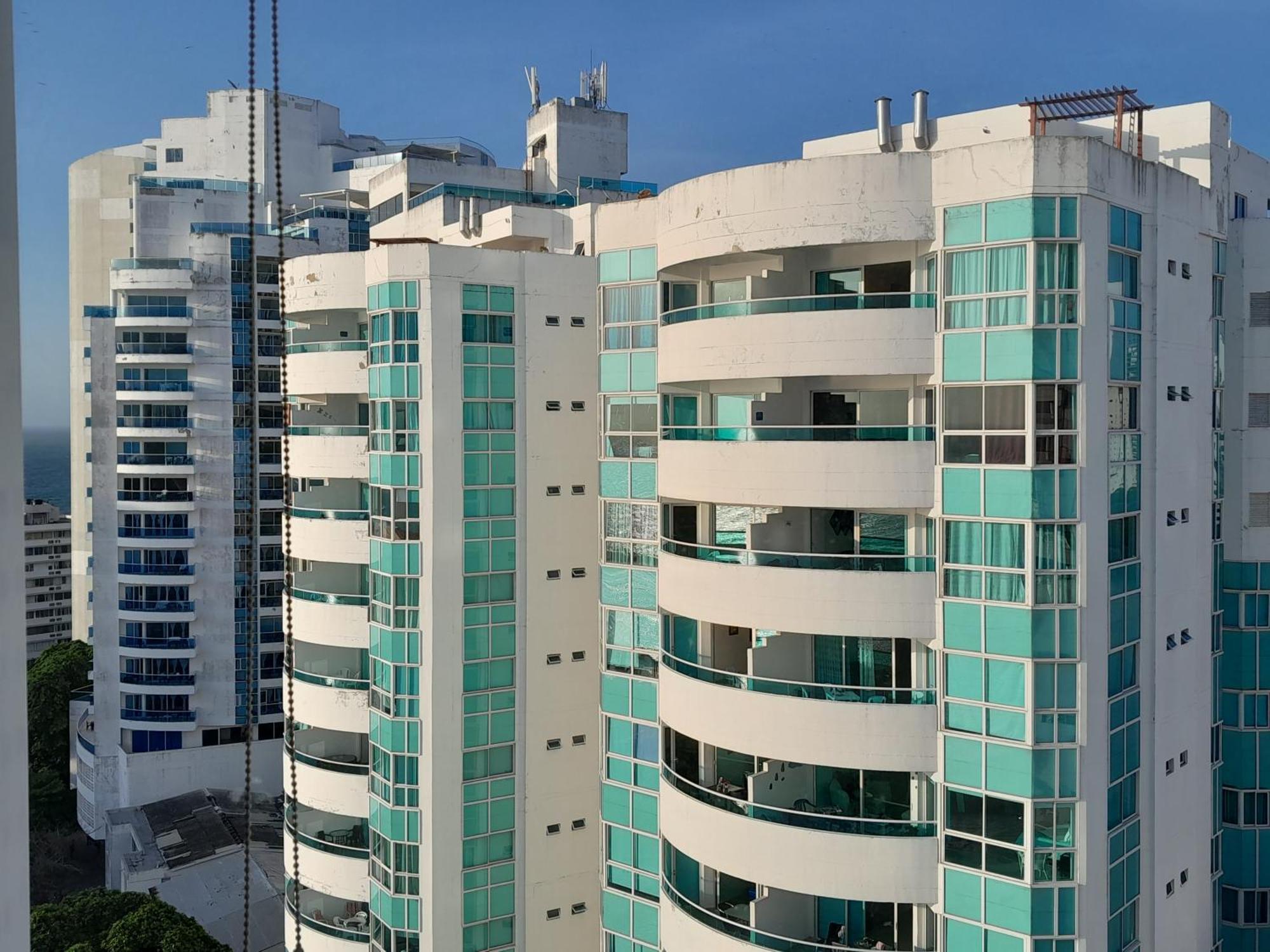 Oceanside 3-Bedroom Apartment In Fun Tourist Area Cartagena Bagian luar foto